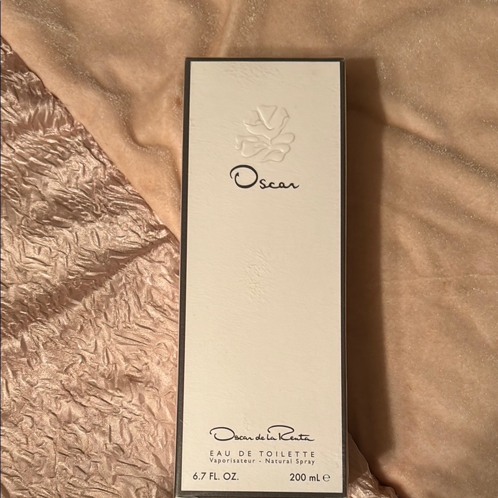 NWOT SEALED OSCAR by Oscar de la Renta
